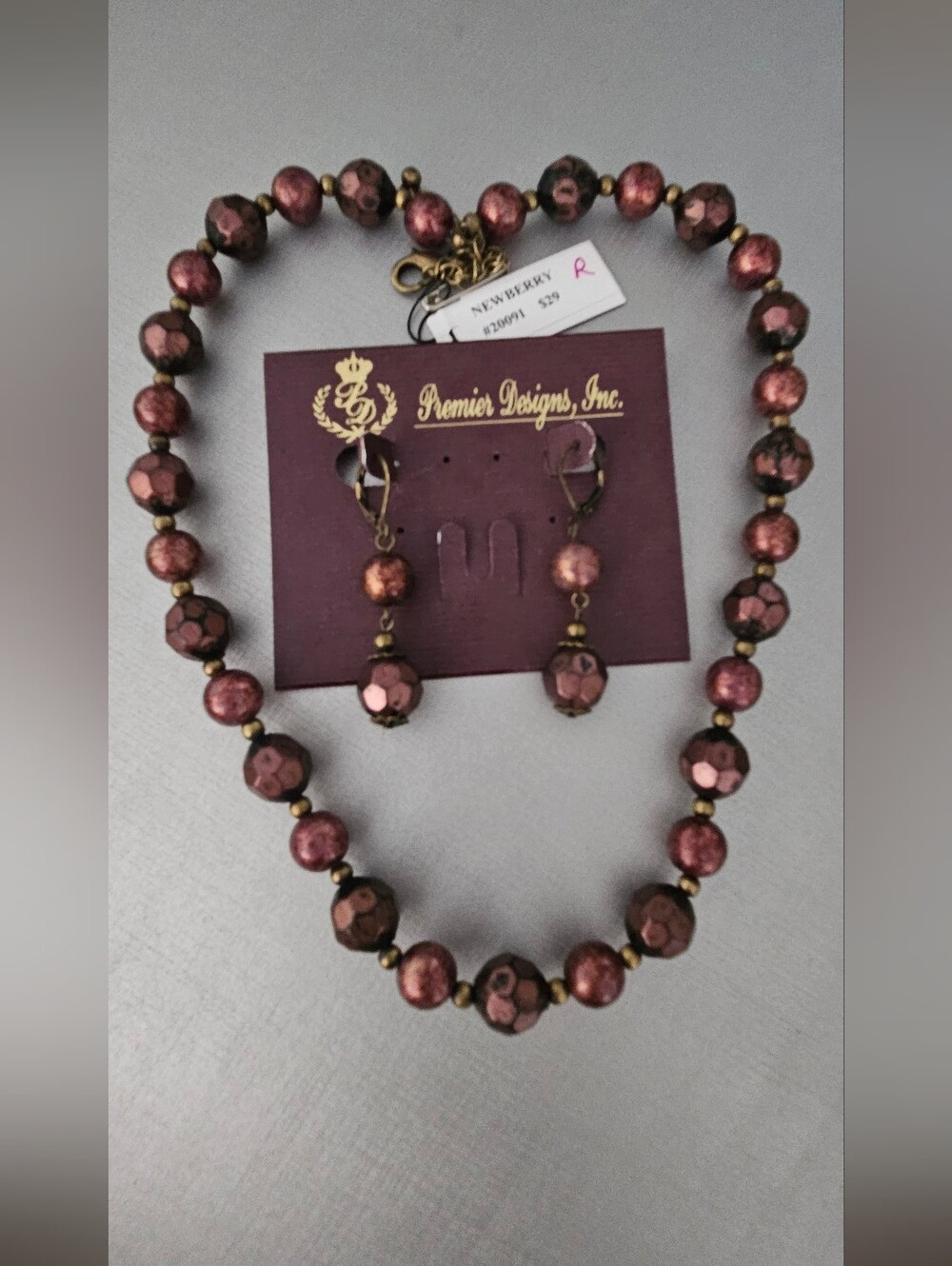 Newberry Premier Design Metallic Rose & Bronze Beaded Necklace w/dangle Earrings